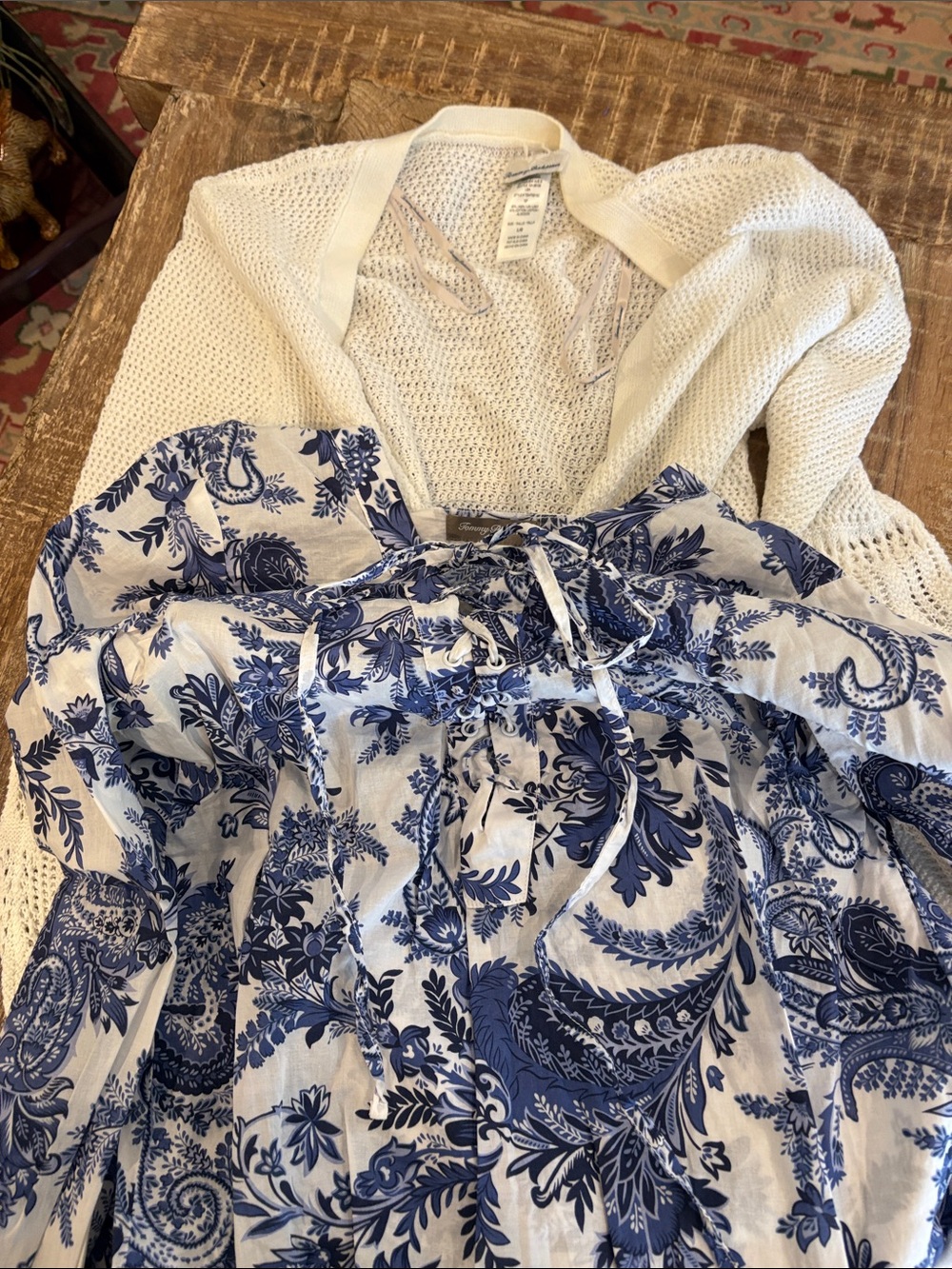Bundle Lot of Two Women’s Tommy Bahama Cover Ups Sz L